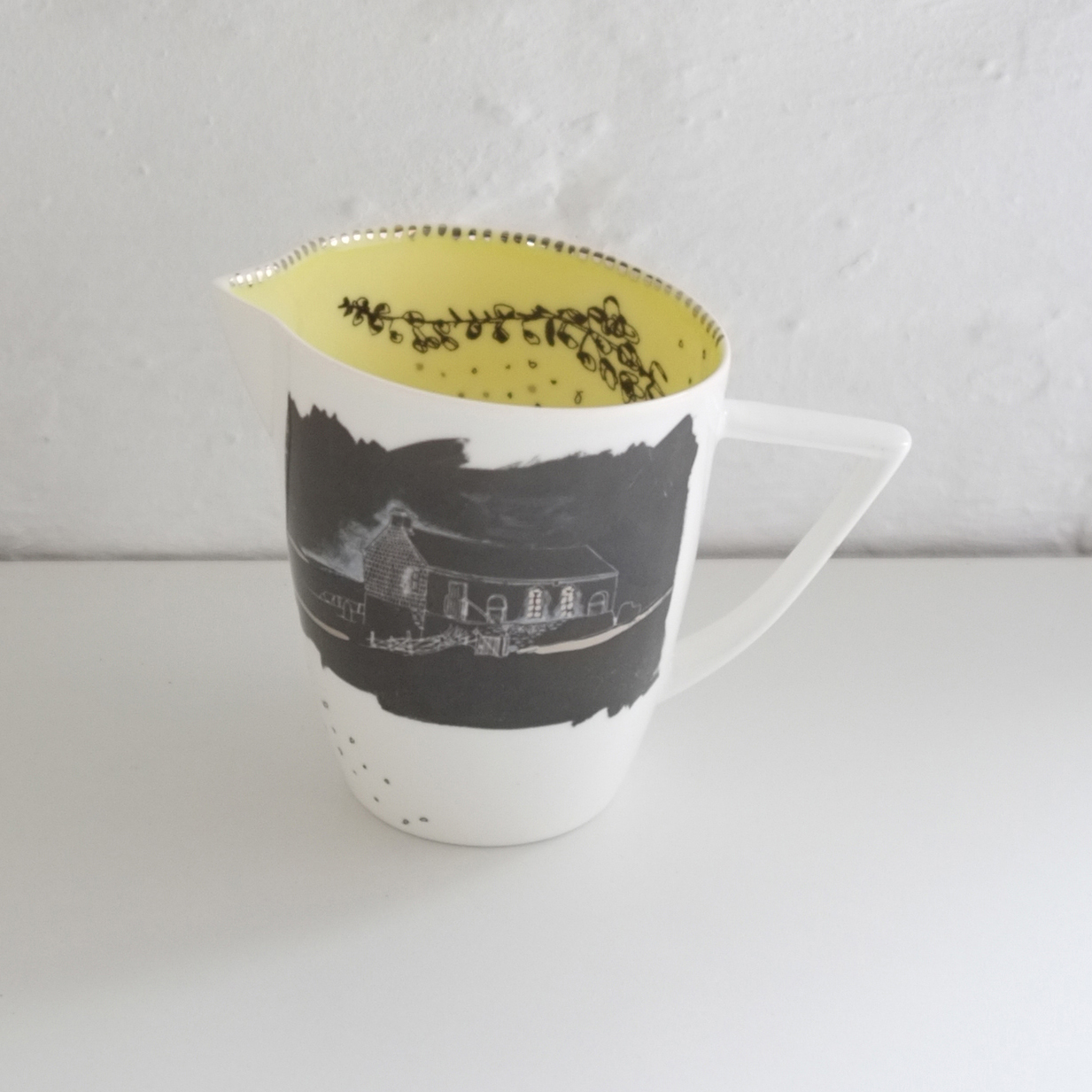 Lowri Davies Jug Llif Wardiau